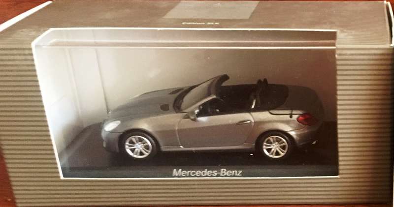 Mercedes Benz SLK 2008 MiniChamps Palladium Silver I-43 Boxed