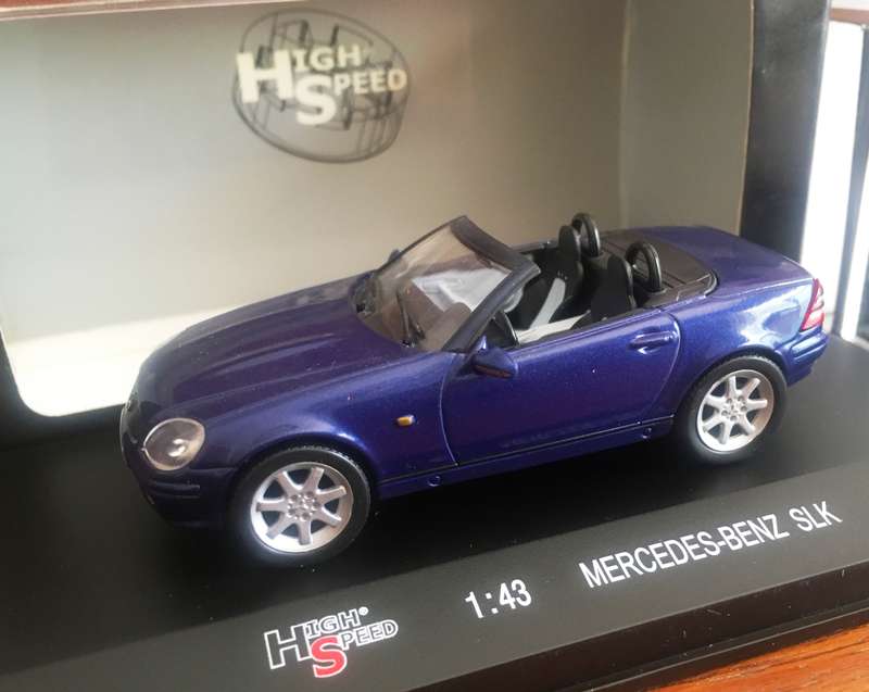 Mercedes Benz SLK 2008 MiniChamps Palladium Silver I-43 Boxed