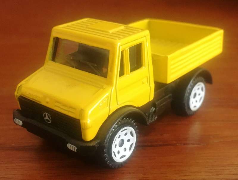 Mercedes Benz Unimog U1500 Siku 1026 Yellow 1-64 Lose