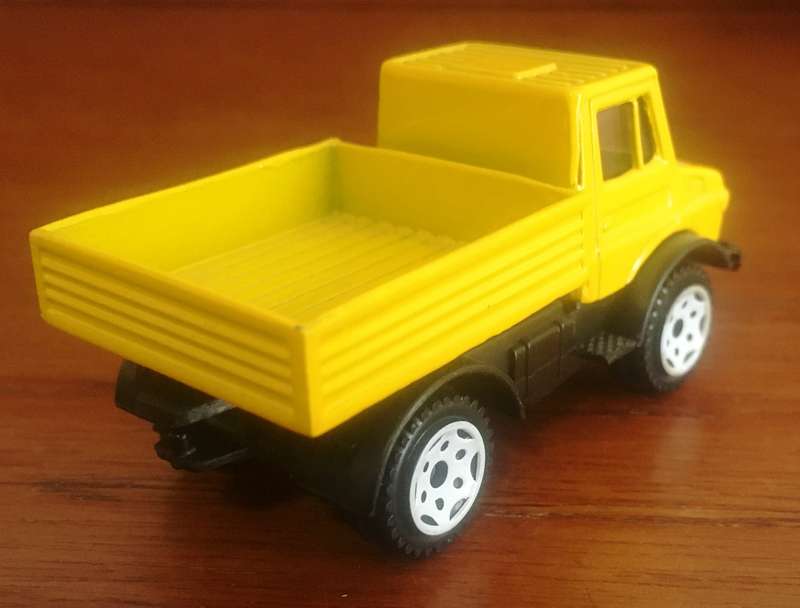 Mercedes Benz Unimog U1500 Siku 1026 Yellow 1-64 Lose