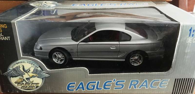 Mustang 1994 Eagle Race(Univarsal Hobbies) Silver 1-18 Boxed