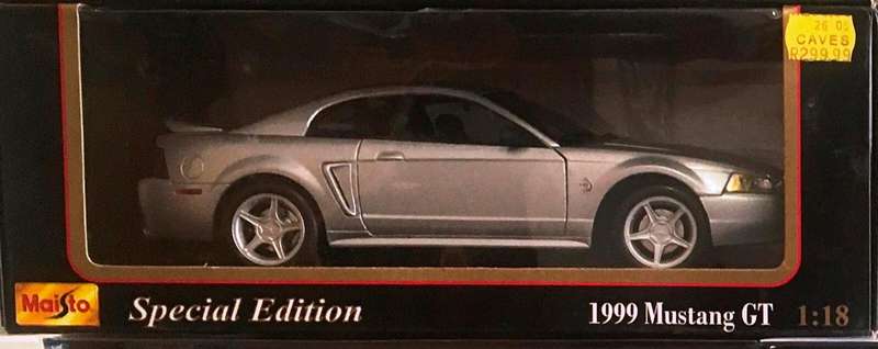 Mustang 1999 GT Maisto Silver 1-18 Boxed