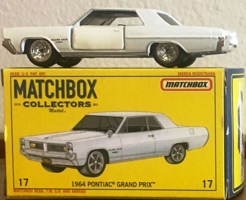 Pontiac 1964 Grand Prix Matchbox #17 2017 + Box White 1.64