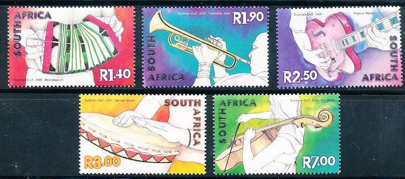 RSA  - 2001 -    Musical Instruments  SET   - FINE  MINT
