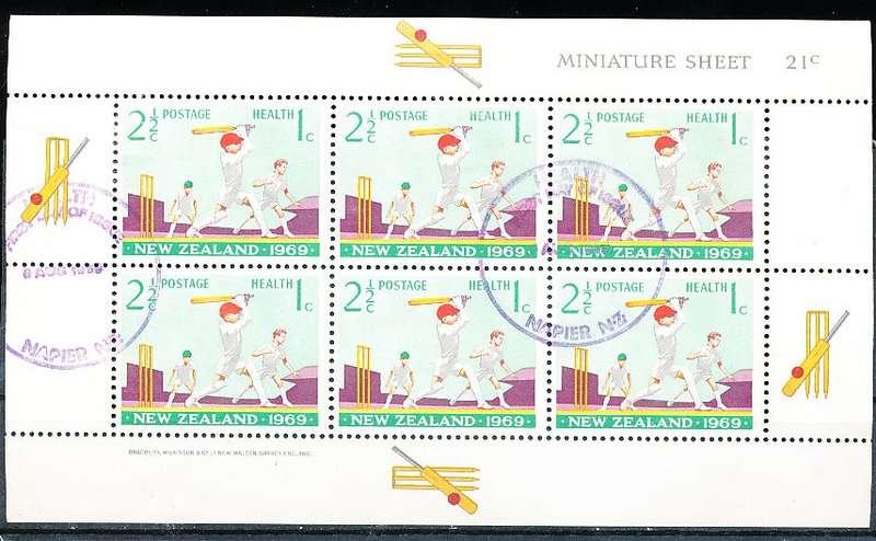 NEW ZEALAND   - 1969     Health Stamps  SHEET   -  FINE   USED