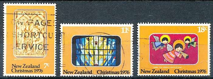 NEW ZEALAND   - 1976     Christmas   SET  -    FINE USED