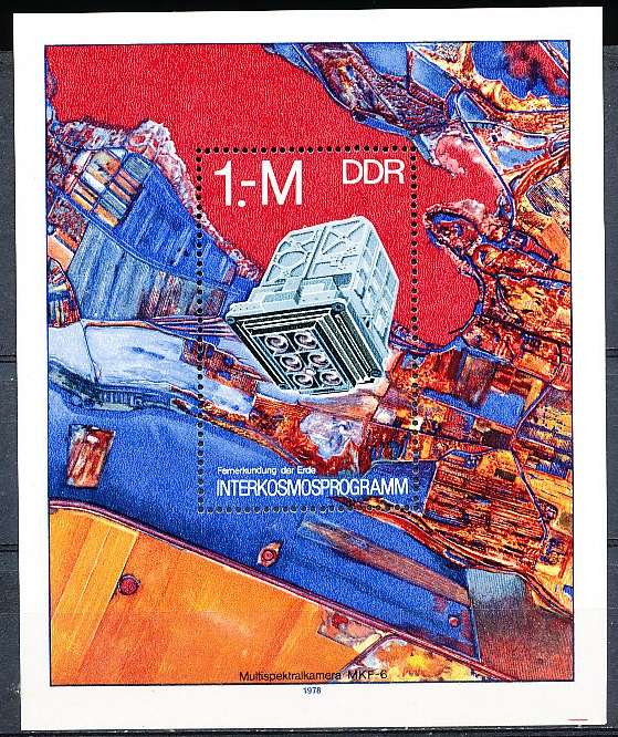 GERMANY  DDR   1978  -  Space Travel  MINI-SHEET      -  FINE  MINT