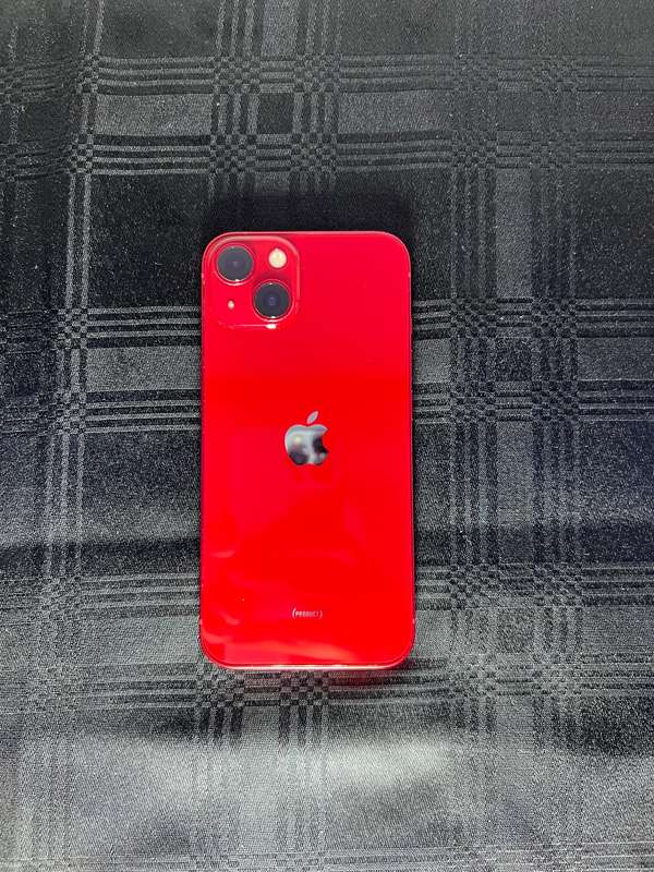 Apple iPhone 13