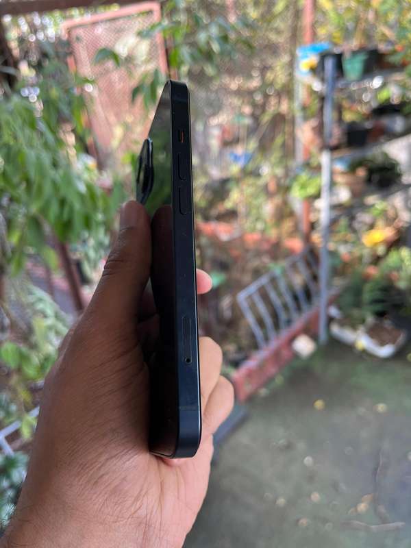 iPhone 13 Midnight Black