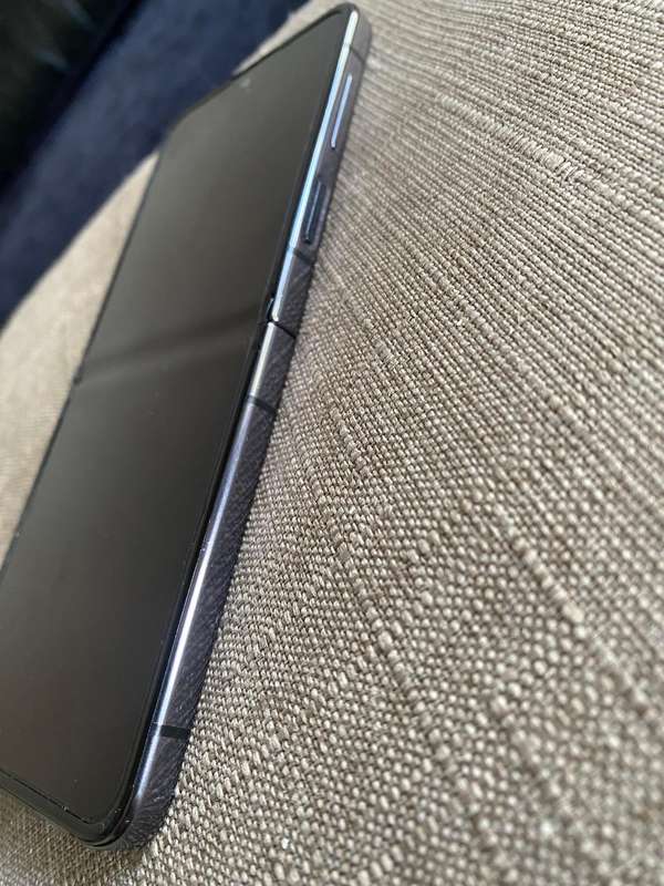 Samsung Galaxy Flip 5