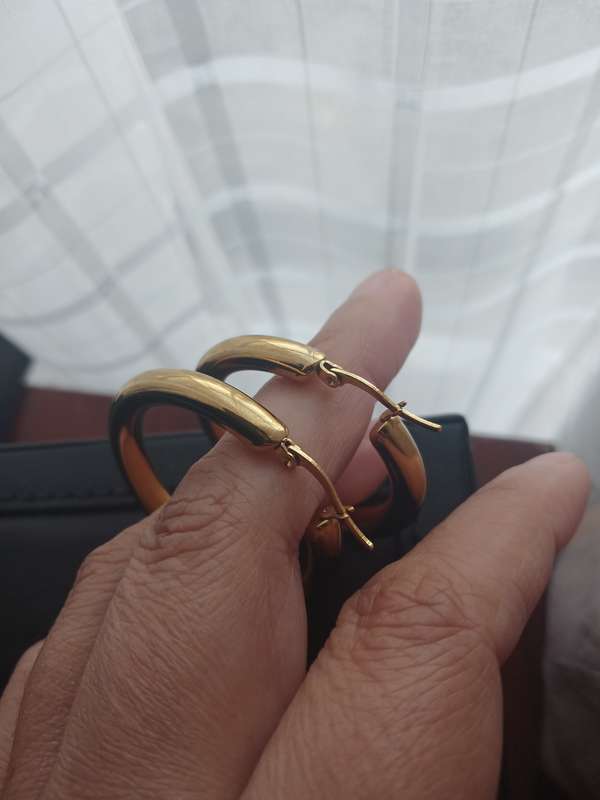 Gold Plated Stainless Steel Chunky Shell Hoop Earrings 4cm Good As New