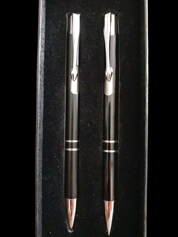 2 Piece Ballpoint Pen and Clutch/Mechanical Pencil Set With 2 Refills