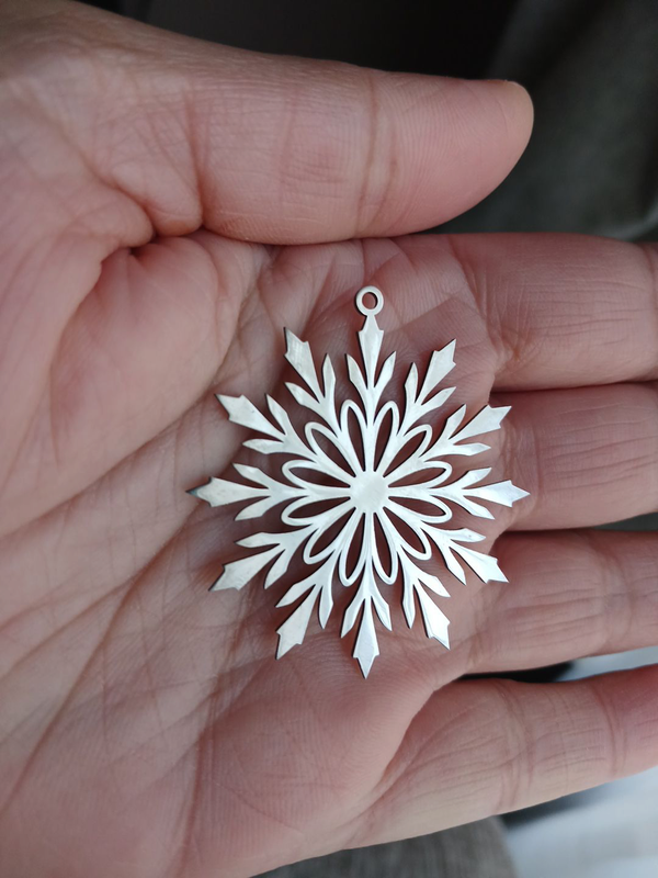 12pc 4cm Stainless Steel Snowflake Pendant Charms Jewelry Making