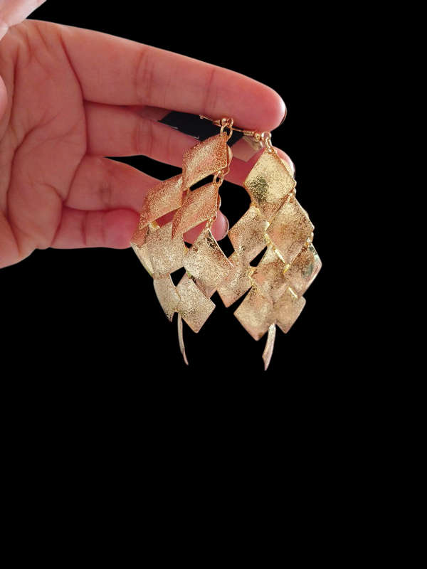 2 Pairs Vintage Ethnic Style Multi-layered Leaf Earrings