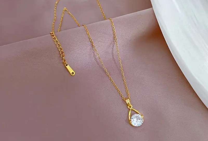 Gold Plated Cubic Zirconia Pendant Necklace