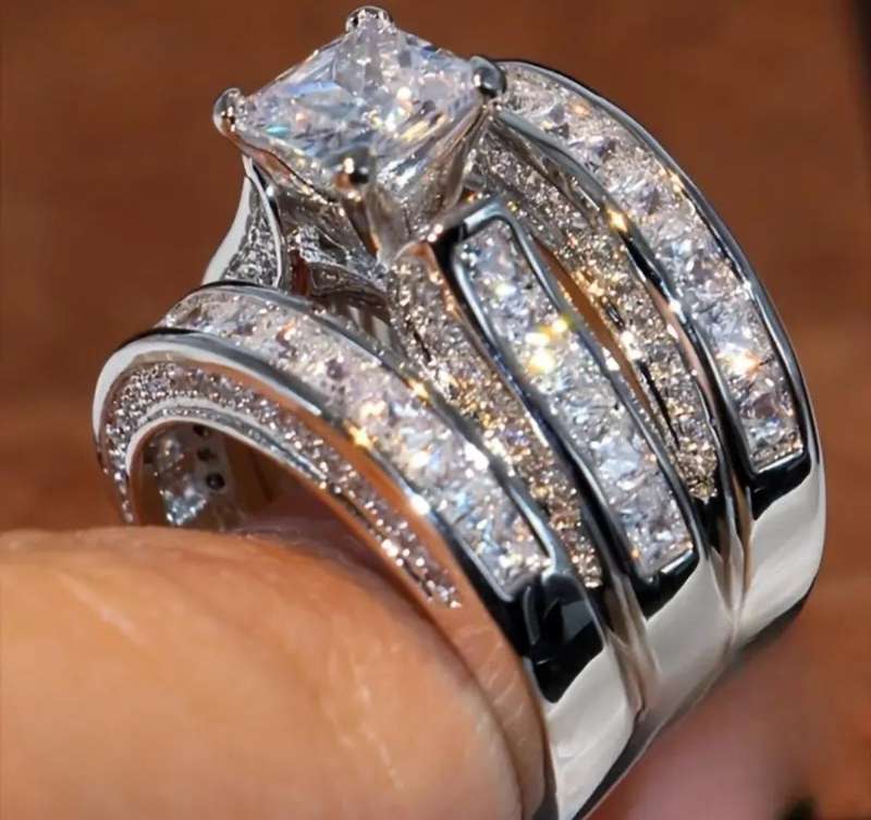 3pcs Women's Ring Set Luxury Inlaid Square Synthetic Zirconia Engagement Ring