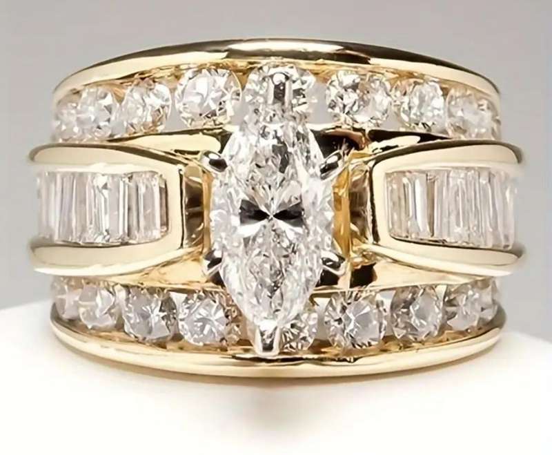 One Piece Ring Golden Three Rows of White Engagement Wedding Ring Senior