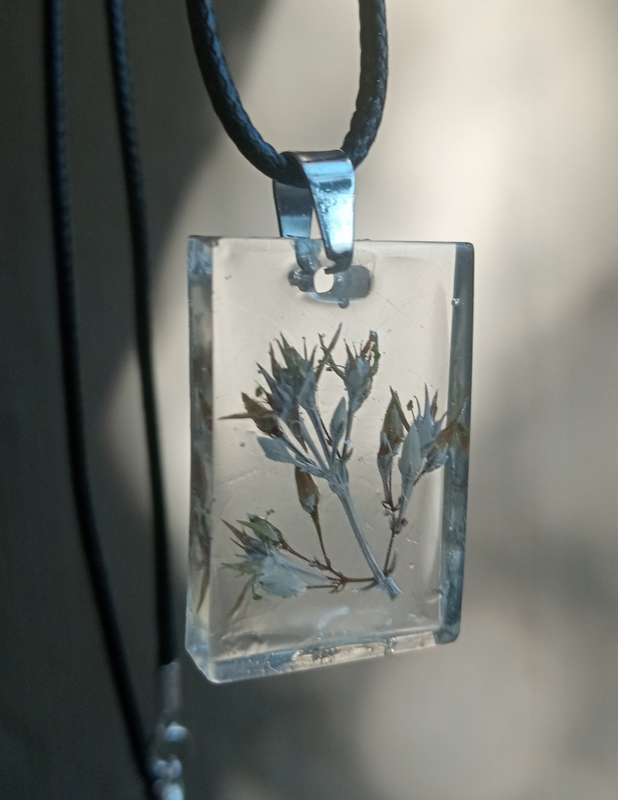 Fairy Crassulae Resin Necklace