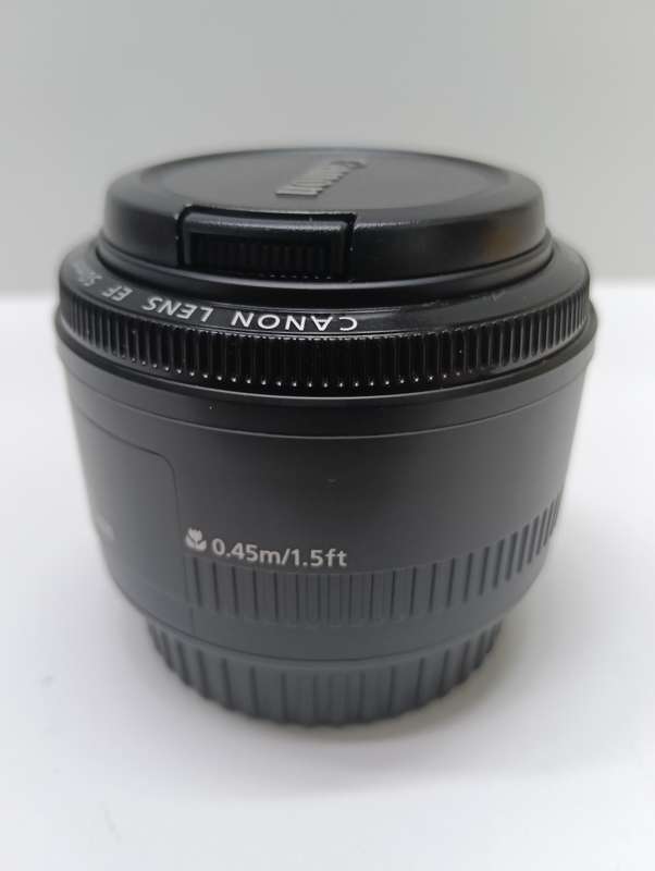 Canon EF 50mm f/1.8 II