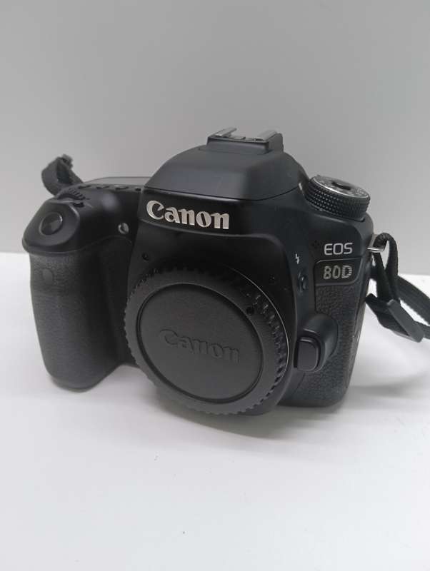 Canon EOS 80D Dslr Camera (Body)