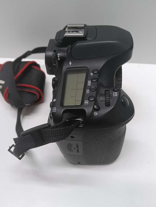 Canon EOS 80D Dslr Camera (Body)