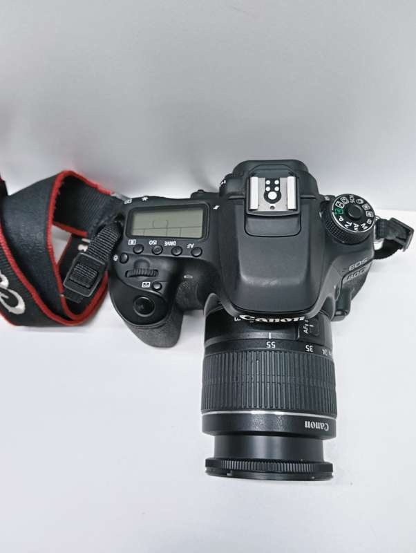 Canon EOS 80D Dslr Camera with a 18-55mm kit lens