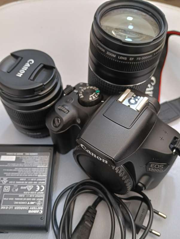 Canon EOS 1300D with 2 lenses_18-55mm_75-300mm zoom.