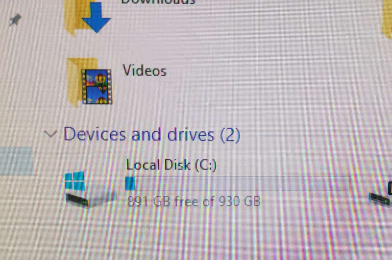 Student Special  All-in-One PC with 24 Display