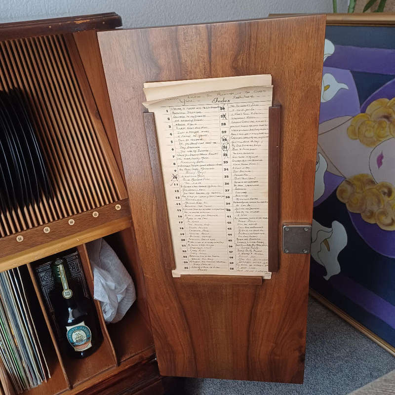 Record cabinet (1940's) with original 78's