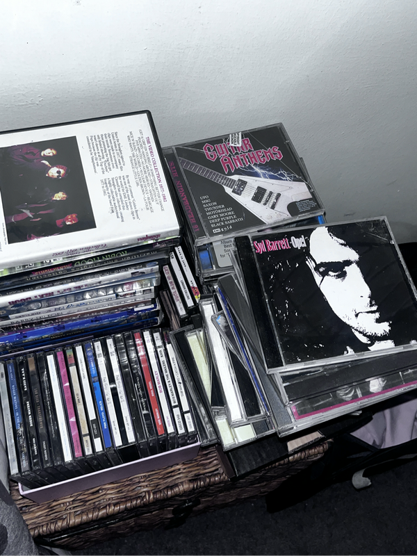 LOT OF CDS
