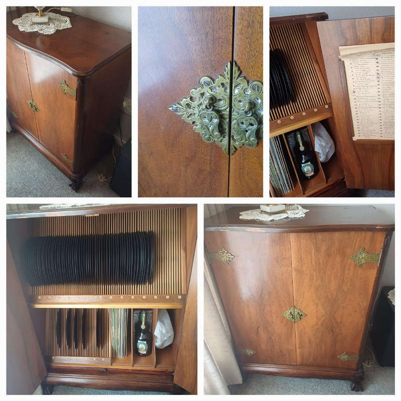 Record cabinet (1940's) with original 78's