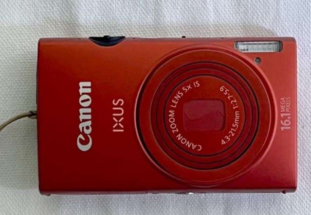 Canon Ixus Digital Camera