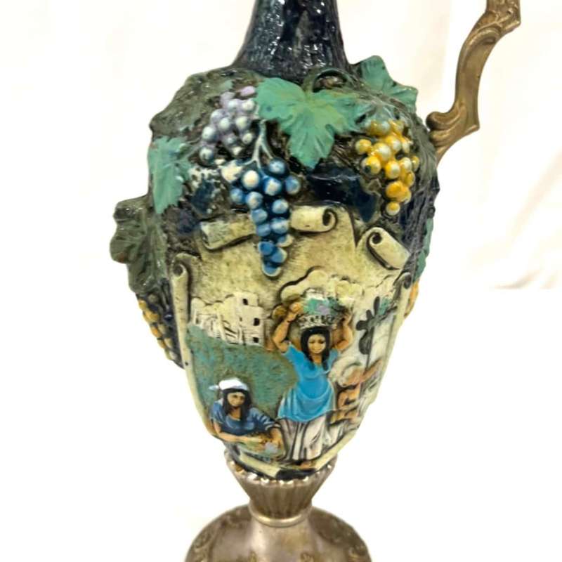 ITALIAN DECANTER HAND PAINTED MADE IN ITALY VIETATA CC ART 2598