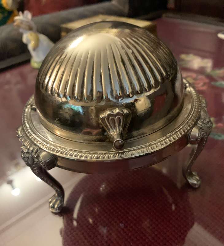 Butter dish