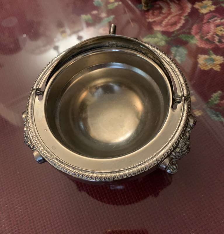 Butter dish