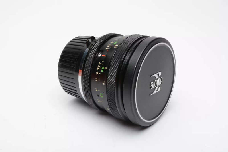 Sigma Z 28mm f/2.8 Wide Angle Camera Lens