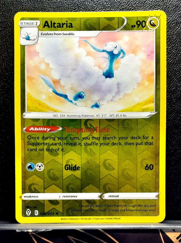 Pokemon Cards - Altaria 106/203 - Reverse Holo Rare - Sword & Shield Evolving Skies NM