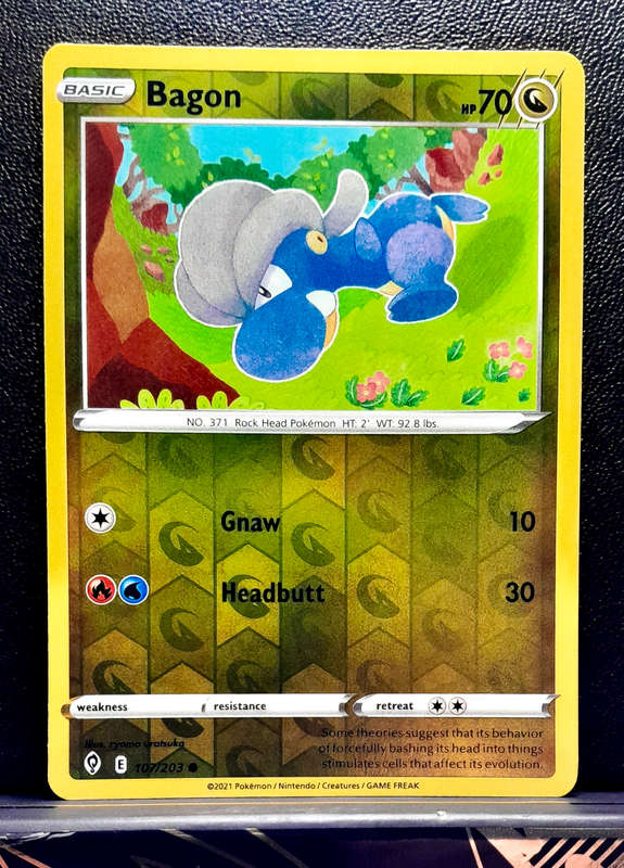 Pokemon Cards - Bagon 106/203 - Reverse Holo - Sword & Shield Evolving Skies NM