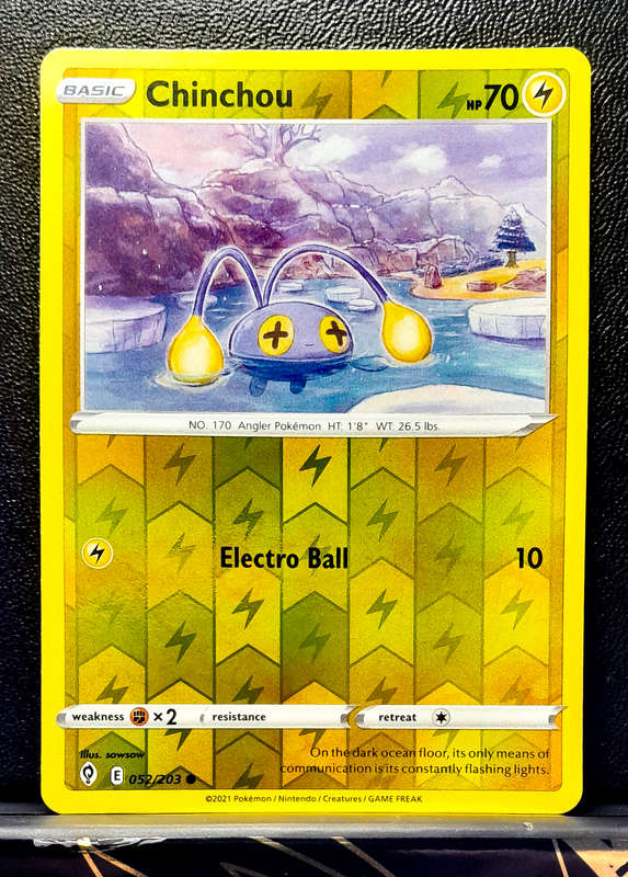 Pokemon Cards - Chinchou 052/203 - Reverse Holo - Sword & Shield Evolving Skies NM
