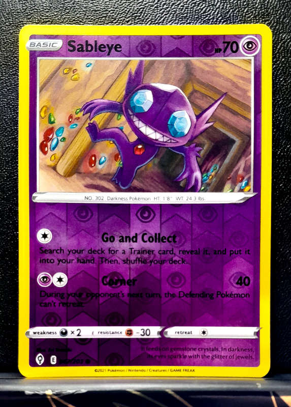 Pokemon Cards - Sableye 067/203 - Reverse Holo - Sword & Shield Evolving Skies NM