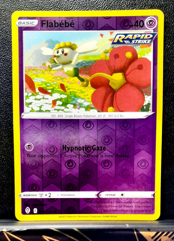 Pokemon Cards - Flabebe 071/203 - Reverse Holo - Sword & Shield Evolving Skies NM
