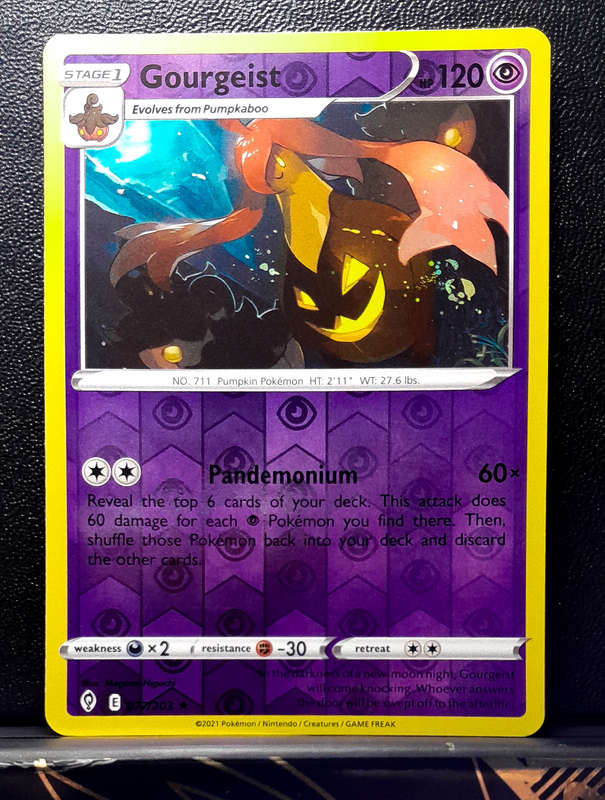 Pokemon Cards - Gourgeist 077/203 - Reverse Holo Rare - Sword & Shield Evolving Skies NM