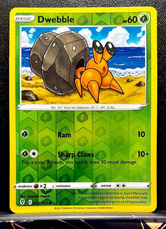 Pokemon Cards - Dwebble 011/203 - Reverse Holo - Sword & Shield Evolving Skies NM