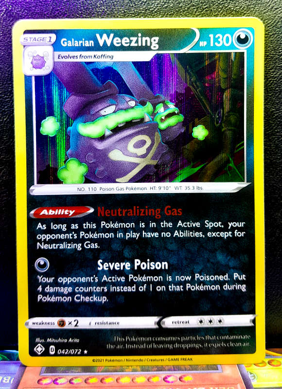 Pokemon Card - Galarian Weezing 042/072 - Holofoil Rare - Sword & Shield - Shining Fates