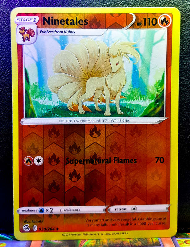 Pokemon Card - Ninetales 030/264 - Reverse Holofoil - Fusion Strike