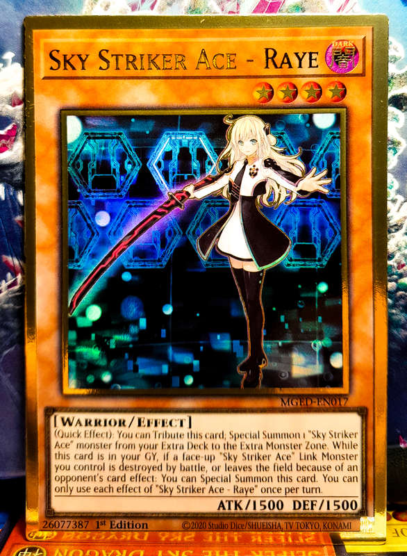 Yu-Gi-Oh! Card - Sky Striker Ace - Raye  -1st Edition - Premium Gold Rare - MGED-EN017 - NM