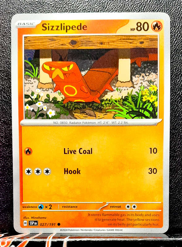 Pokemon Card - Sizzlipede 027/191- Uncommon - Surging Sparks NM