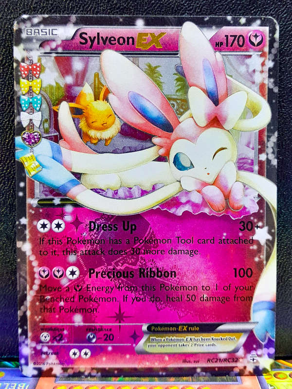 Pokemon Card - Sylveon EX RC21/RC32 - Generations Radiant Collection - NM