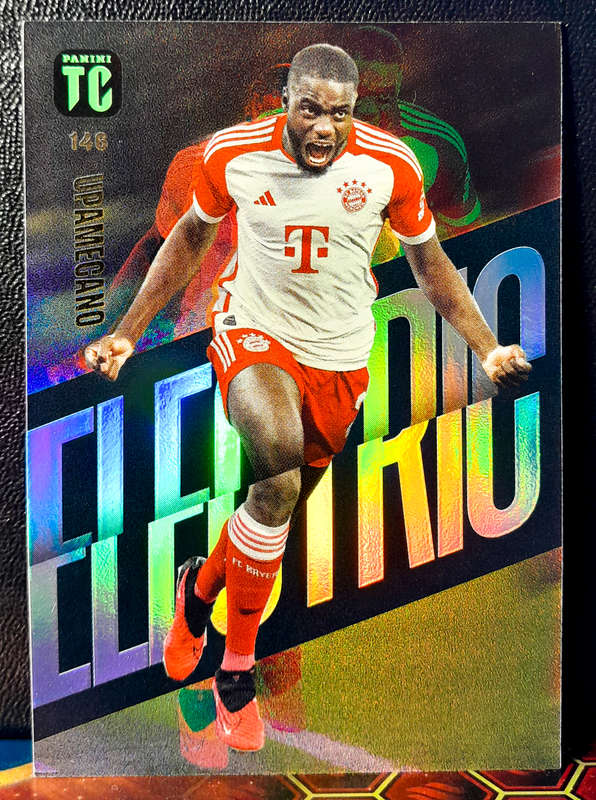 Panini Top Class - Dayot Upamecano 146 - Electric Holofoil - 2024 - NM