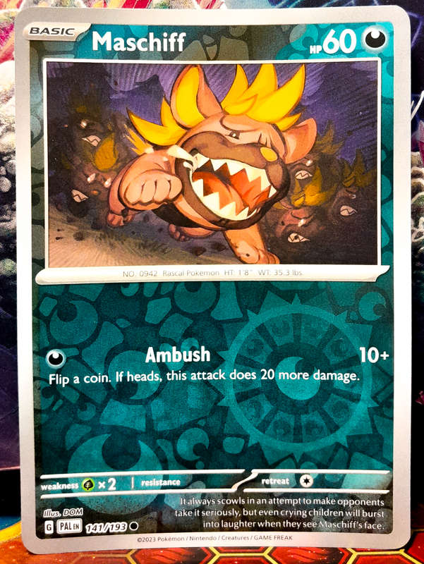 Pokemon Card - Maschiff 141/193 - Reverse Holo - Paldea Evolved NM